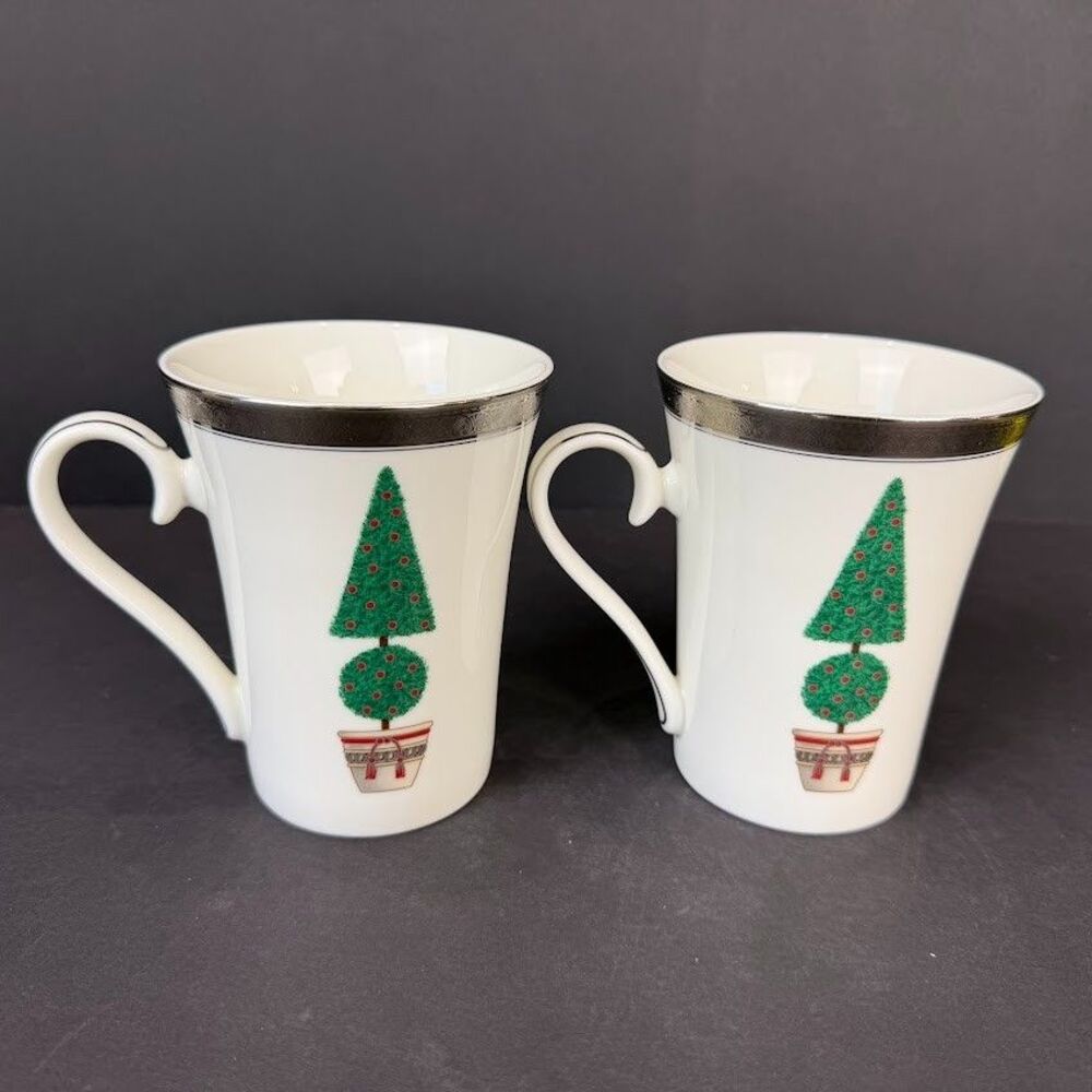 Set of 2 Mikasa Topiary Platinum Christmas Mugs, Tree w Red Ornaments L3286, Exc